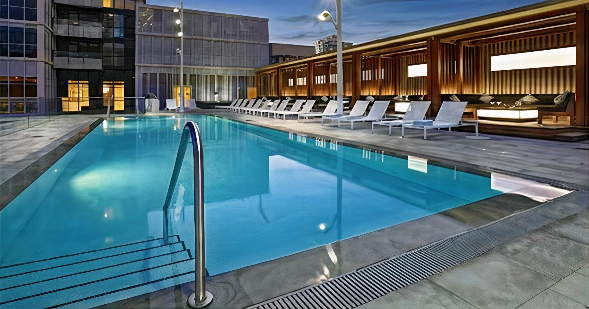 טורונטו Upscale Suite At Cn Tower, Metro Convention & Rogers Centre מראה חיצוני תמונה