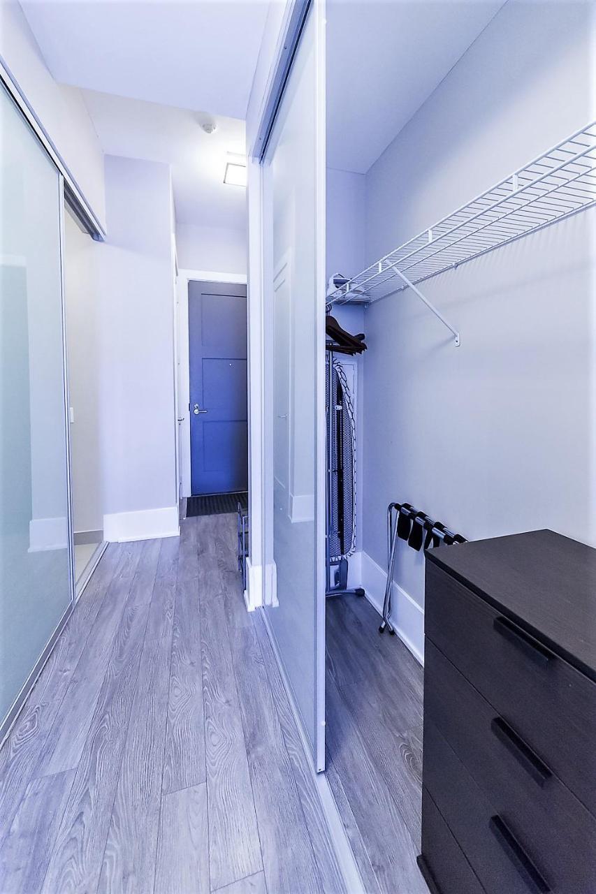 טורונטו Upscale Suite At Cn Tower, Metro Convention & Rogers Centre מראה חיצוני תמונה