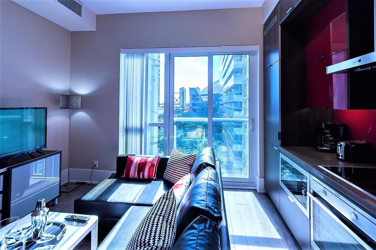 טורונטו Upscale Suite At Cn Tower, Metro Convention & Rogers Centre מראה חיצוני תמונה