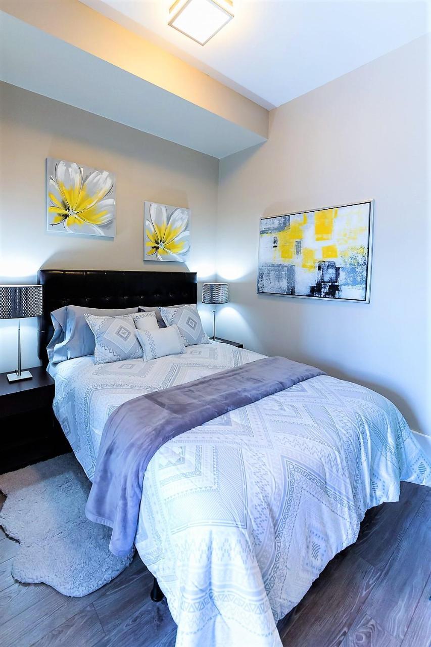 טורונטו Upscale Suite At Cn Tower, Metro Convention & Rogers Centre מראה חיצוני תמונה