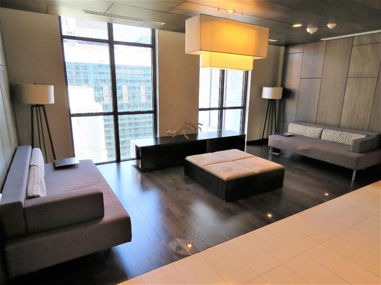 טורונטו Upscale Suite At Cn Tower, Metro Convention & Rogers Centre מראה חיצוני תמונה